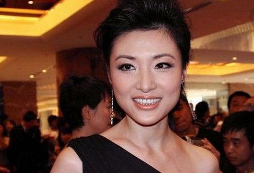 周涛的感情背景,从青涩校园到成熟爱情