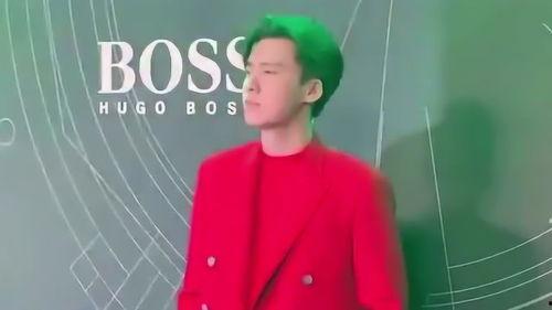 李易峰红色衣服照片,时尚与爱国情怀的完美融合